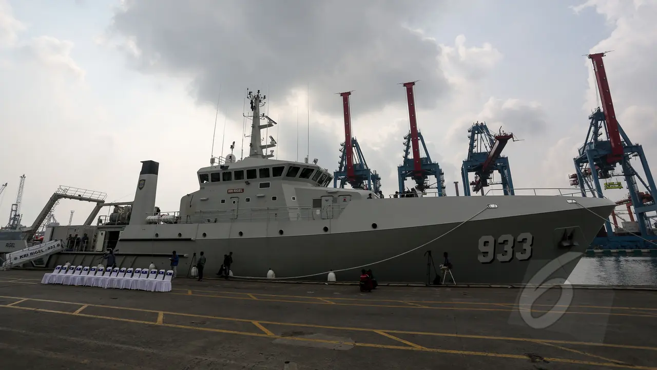 KSAL Sambut Kedatangan Kapal Survei Canggih KRI Rigel 933 
