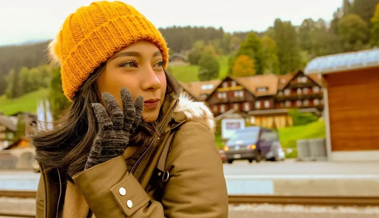 (Instagram/dindakirana.s)