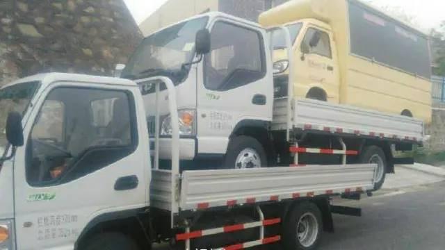 10 Potret Mobil Angkutan Barang dengan Muatan Nyeleneh Ini Bikin Heran