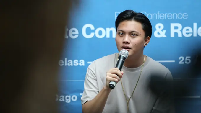 [Fimela] Rizky Febian