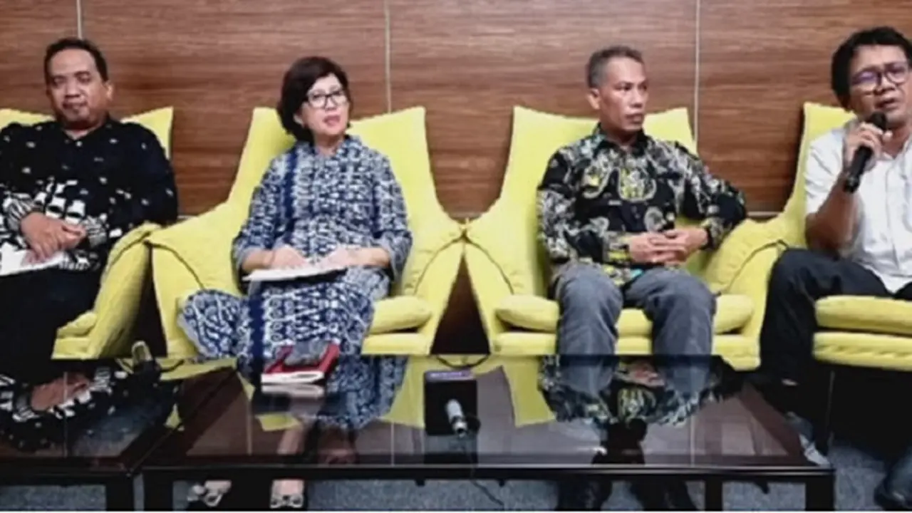 Rektor Universitas Gadjah Mada (UGM) Ova Emilia