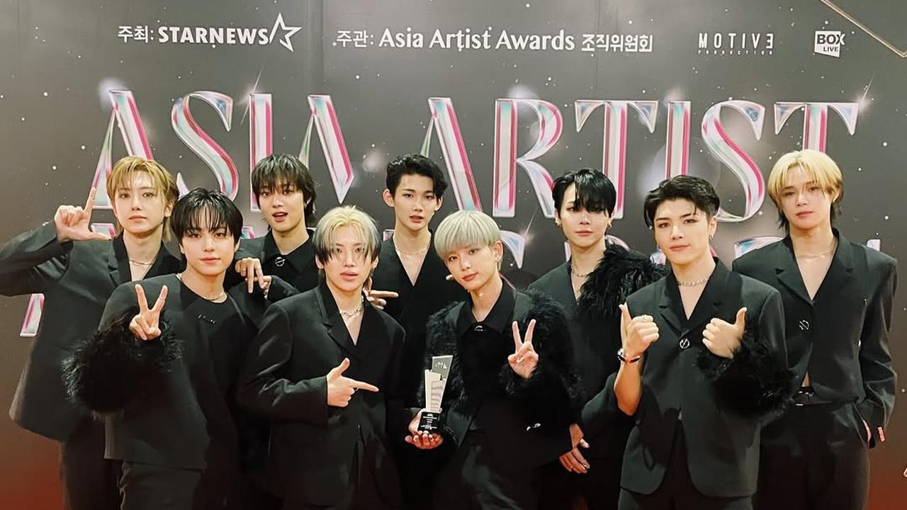 Keren, Group K-Pop Ini Saking Terkenalnya Sampai Punya Webtoon Sendiri