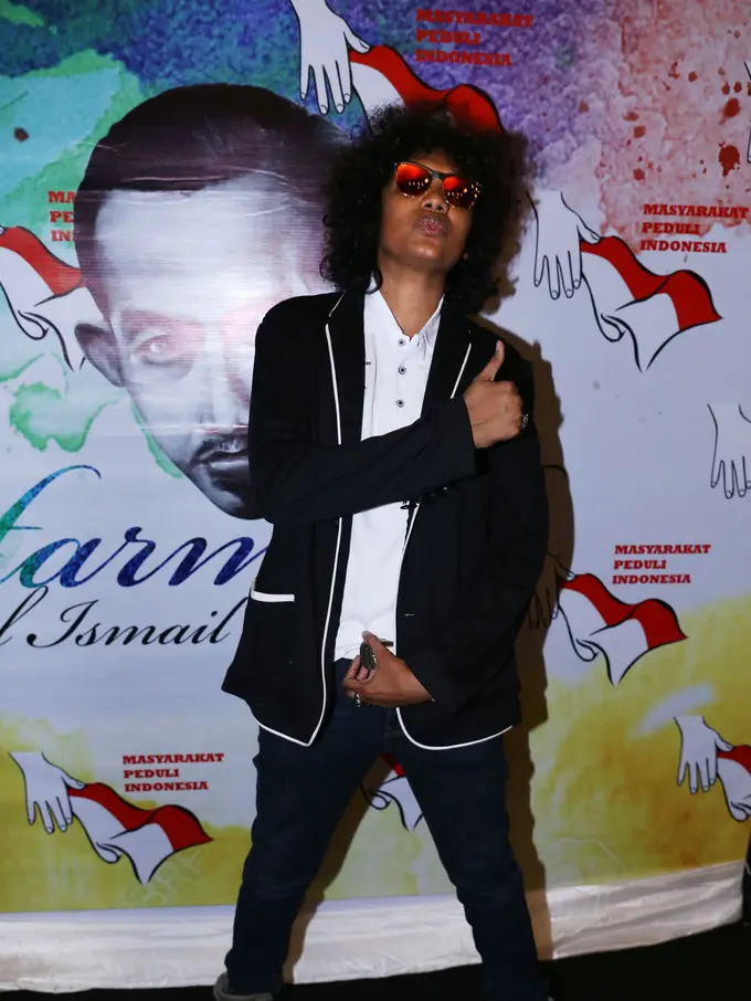 [Bintang] Paul T-Five