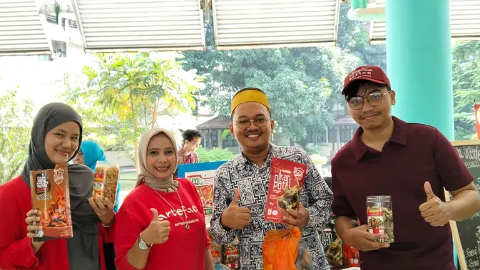 Saat QRIS Mengiringi Perjalanan Usaha Anita