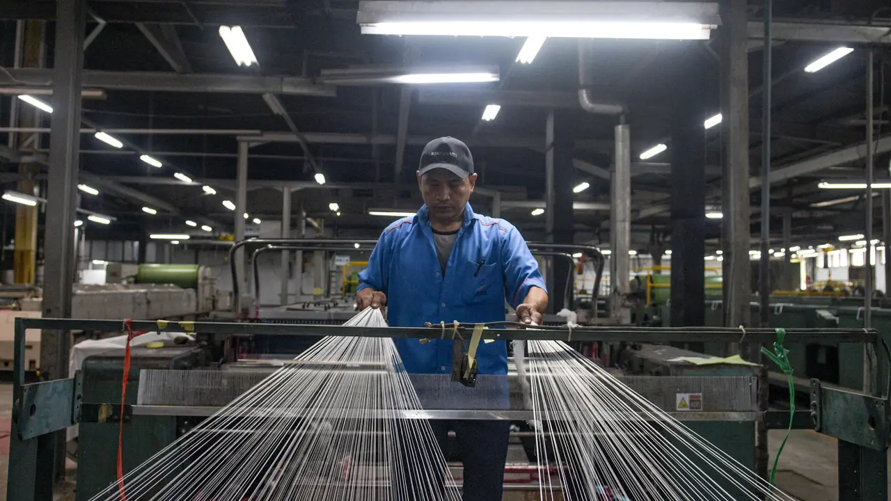 Perang Tarif AS vs China, Pemerintah Indonesia Dihadapkan pada Tantangan Besar
