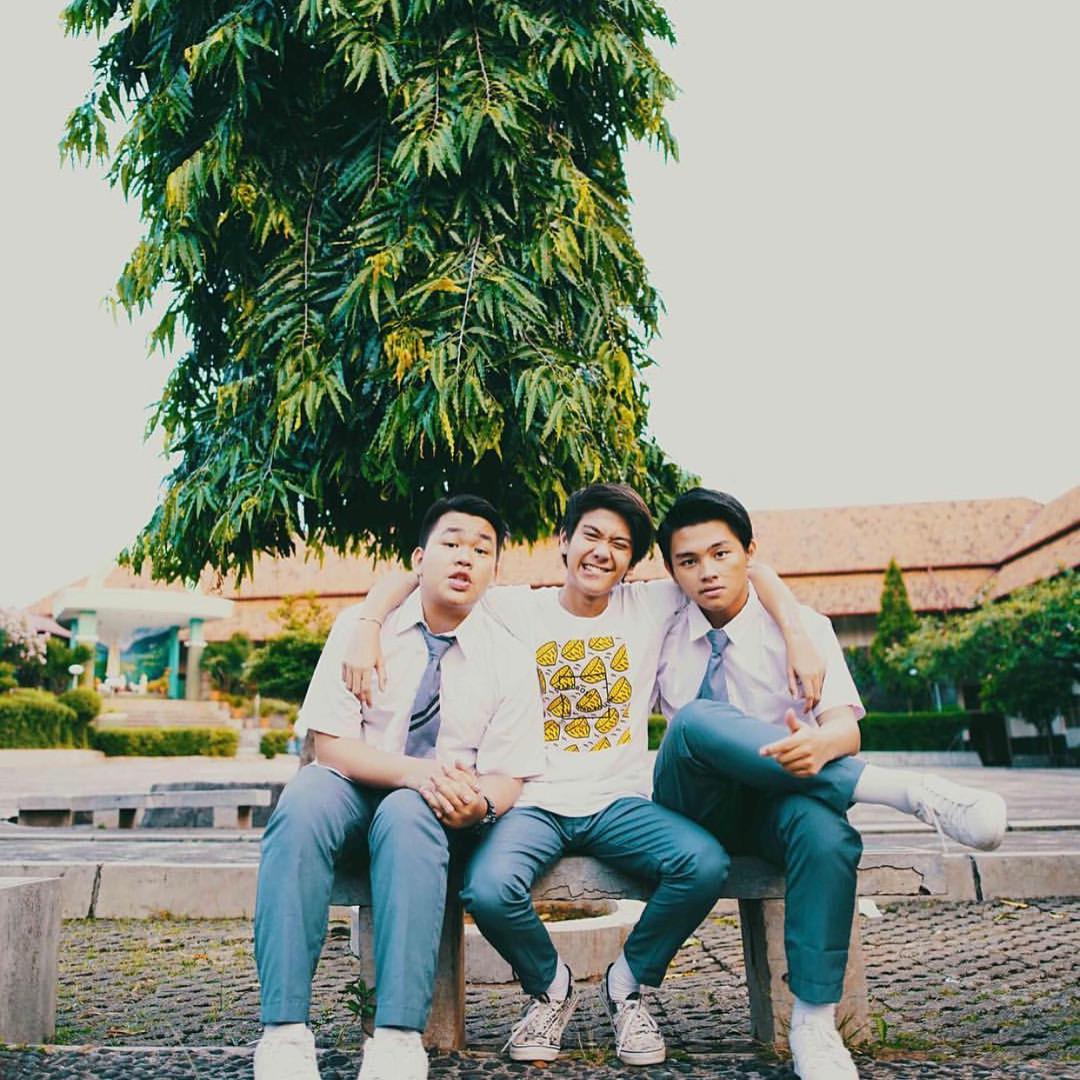 Para personel CJR. (Instagram - @iqbaal.e)