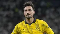 Ekspresi kecewa bek Borussia Dortmund, Mats Hummels usai timnya gagal menjuarai Liga Champions 2023/2024.