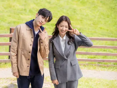 Park Hyung Sik dan Park Shin Hye - Doctor Slump (Foto: JTBC)