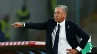 3. Carlo Ancelotti - Merupakan Pelatih kawakan dengan gaji terbesar di dunia. Tak dipungkiri karena telah membawa banyak klub papan atas merajai eropa. (AFP/Carlo Hermann)