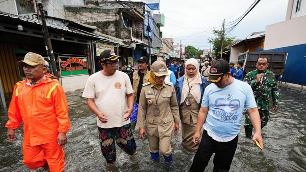 Wali Kota Jakbar Pastikan Kesiapan Alat Penanganan Banjir Jakarta Barat