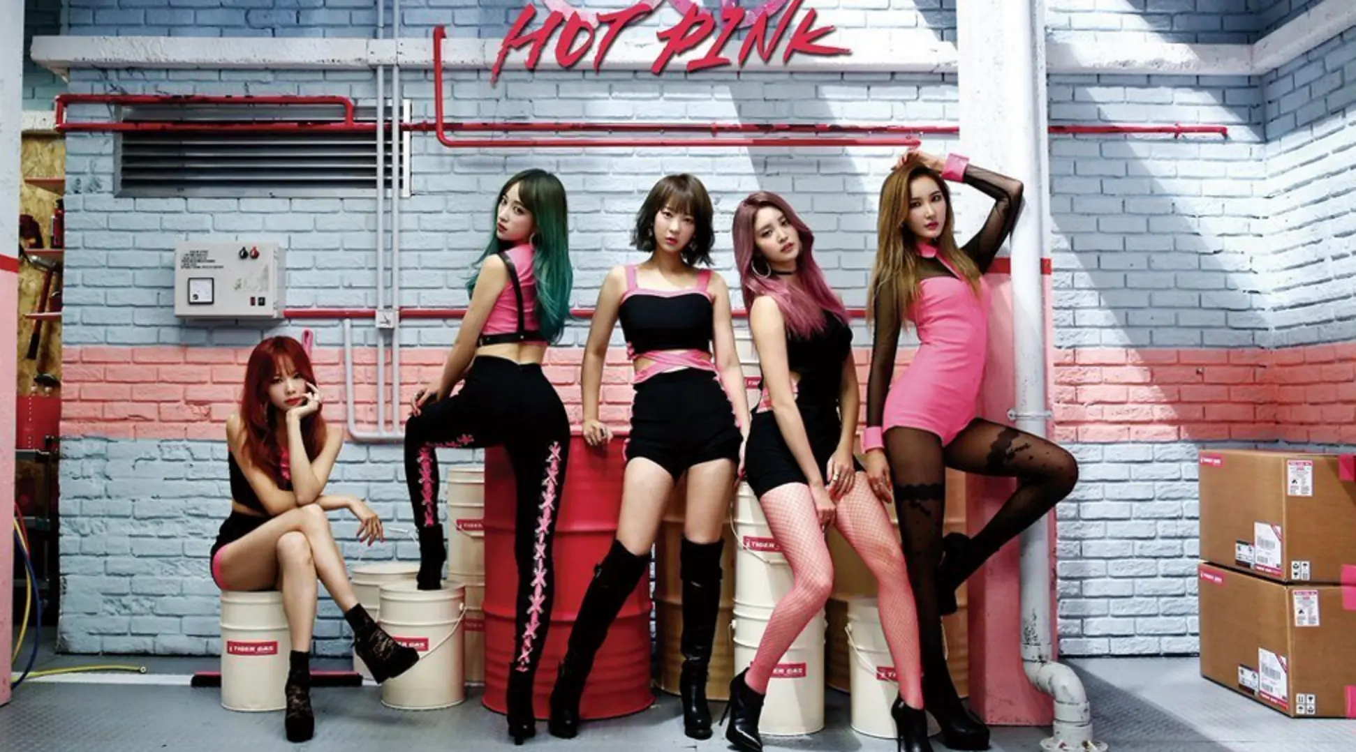 Sungguh mengejutkan, videoklip yang diusung girlband K-Pop ini seolah menggambarkan proses prostitusi.