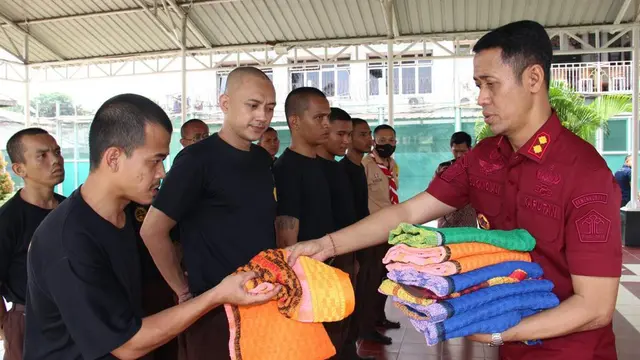 Kepala Rutan Cipinang Ali Sukarno