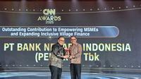 Penghargaan diterima oleh Direktur Commercial Banking BNI Muhammad Iqbal di Grand Ballroom The Ritz-Carlton, Mega Kuningan, Jakarta, pada Jumat (31/10/2025).