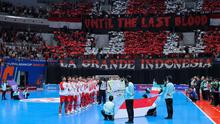 Indonesia hanya mampu mencetak empat gol dari enam penendang, sementara Iran tampil lebih efektif dengan memasukkan lima dari enam kesempatan. Tampak dalam foto, pendukung Timnas Futsal Indonesia saat memberikan dukungan kepada Garuda Asia saat melawan Iran pada final Piala Asia Futsal 2026 di Indonesia Arena, Kompleks Gelora Bung Karno, Senayan, Jakarta, Sabtu (7/2/2026). (Bola.com/Bagaskara Lazuardi)