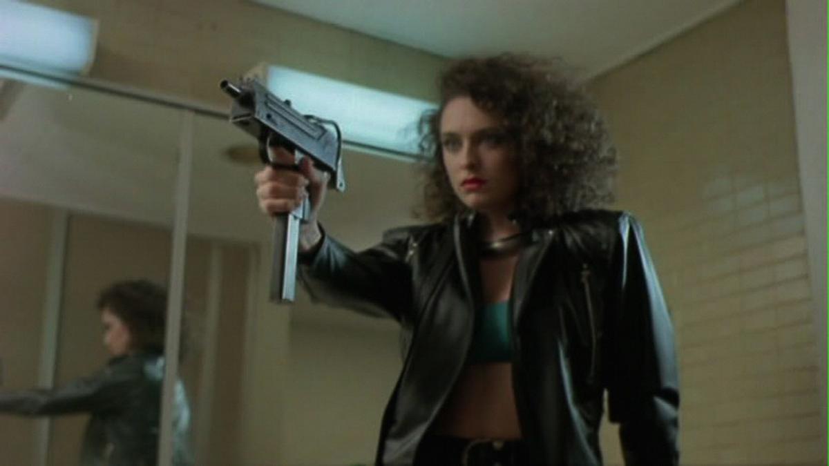 Hollywood Punya Terminator, Kita Punya Lady Terminator