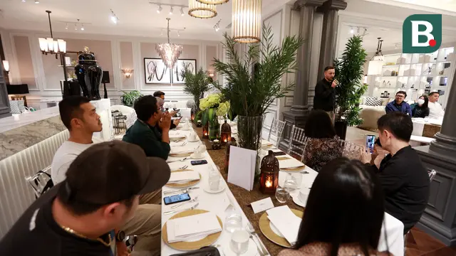 Buka puasa bersama dengan Marc Klok dan Happy Hearts Indonesia di Eichholtz Plaza Indonesia, Jakarta Pusat, Senin (10/4/2023).