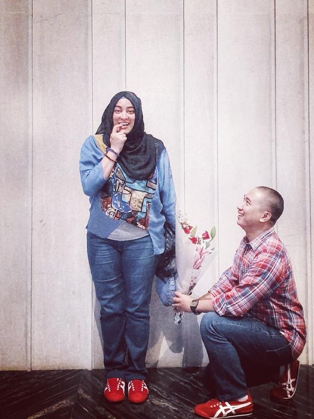 Sudah Tunangan, Ini 6 Momen Manis Jane Shalimar dan Kekasih