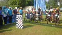 Sekitar 263 tim ikut meramaikan kejuaraan sepeda gunung yang berlangsung di Taman Kota 2 BSD City.