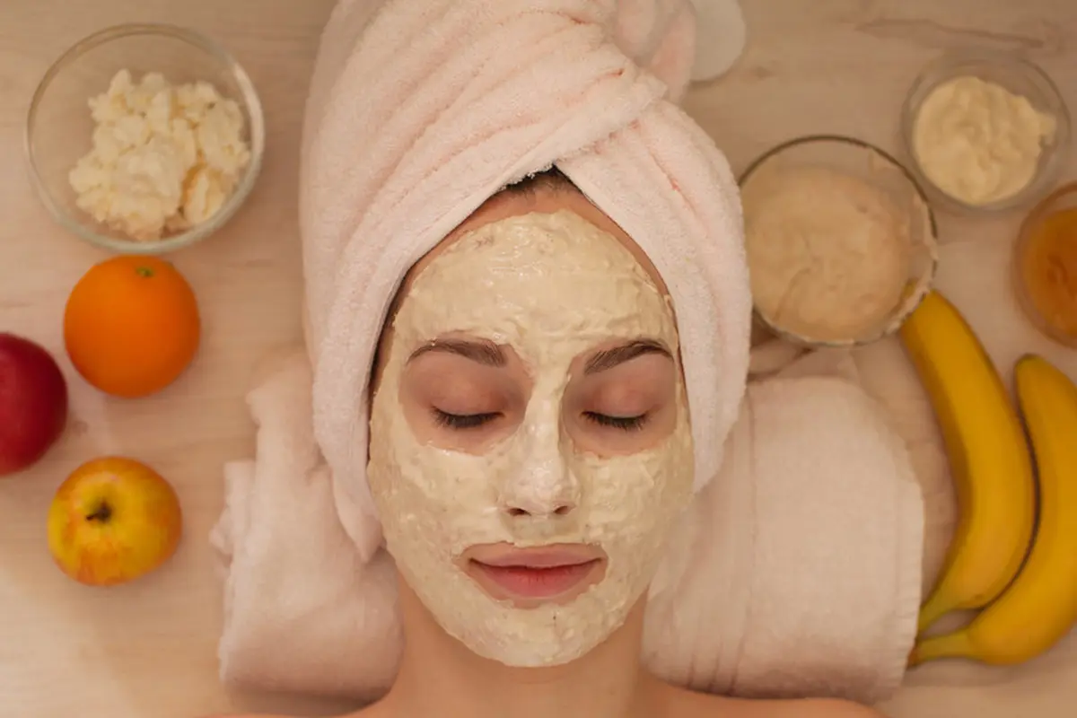 Ingin Putih Dengan Bahan Alami? Ini Dia 3 Jenis Masker Pemutih Dengan Minyak Kelapa
