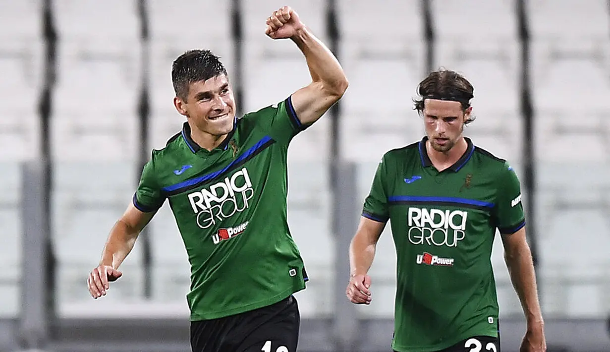3. Ruslan Malinovskyi - Pria 27 tahun ini telah membuktikan kualitasnya sebagai pemain tengah yang bisa diandalkan. Penampilan apiknya bersama Atalanta membuat gelandang asal Ukraina ini tengah dipantau oleh Chelsea dan AS Roma. (AP/Fabio Ferrari)