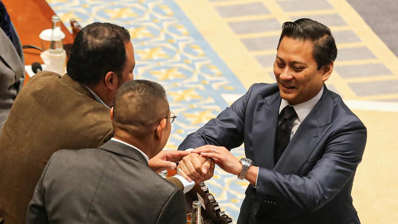 FOTO: DPR Resmi Menyetujui Thomas Djiwandono sebagai Deputi Gubernur Bank Indonesia