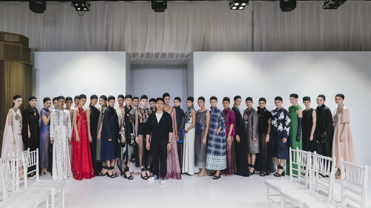 Collecion One, Koleksi Busana Pertama dari Heaven Tanudiredja