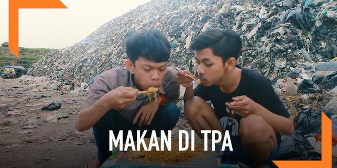 VIDEO: Demi Subscriber, Cowok Nekat Makan di Tempat Pembuangan Sampah