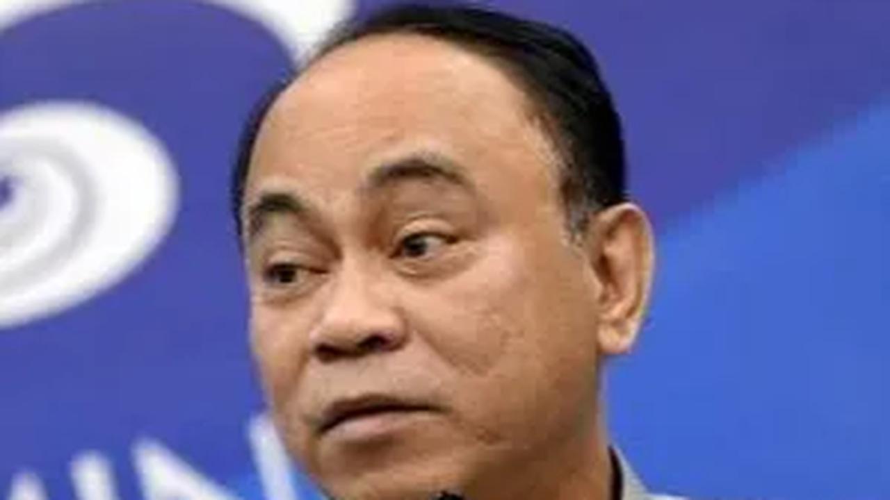 Menteri Budi Akui Internet di Indonesia Masih Lemot, Rata-Rata Cuma 23,3 Mbps