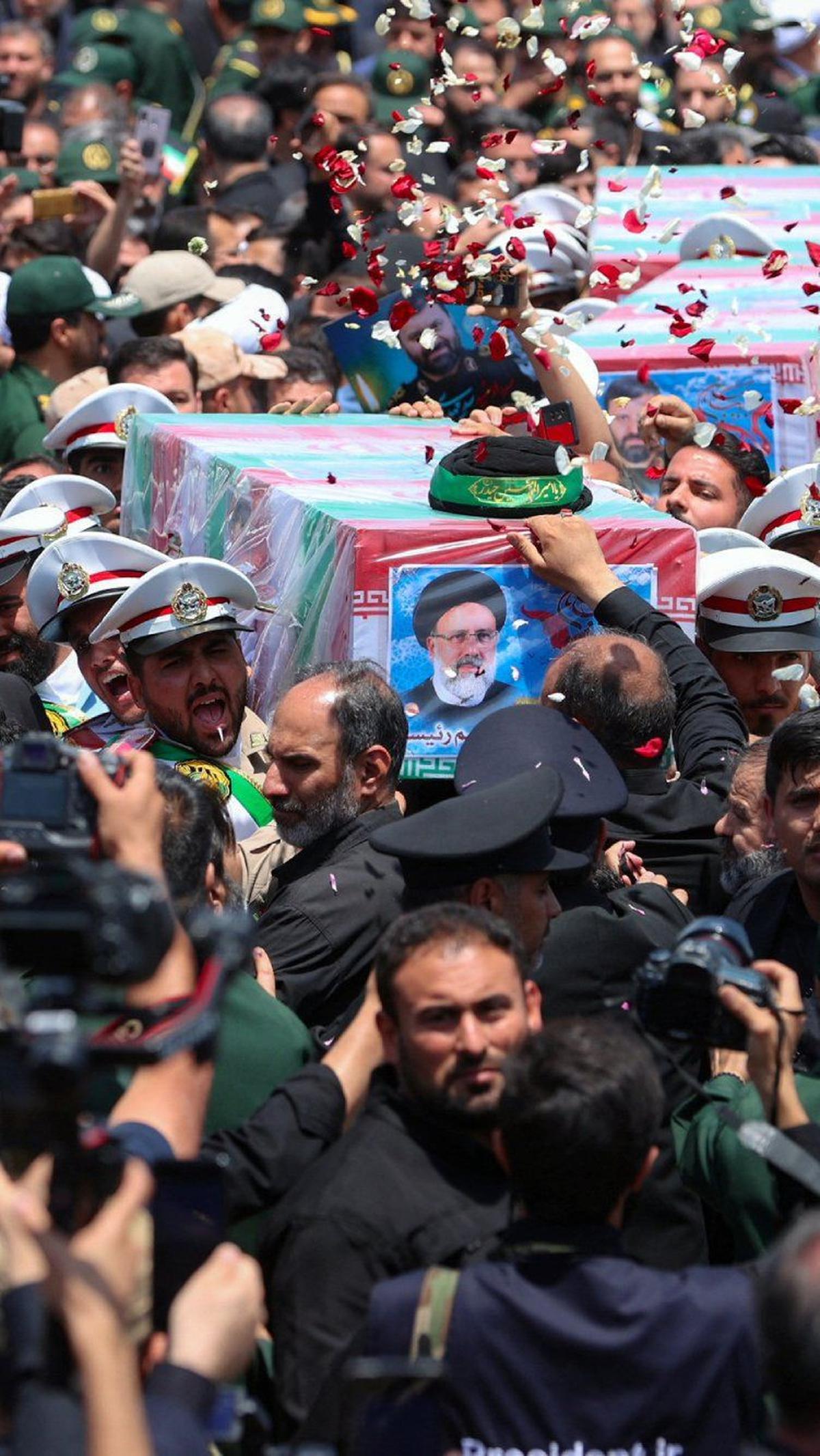 Meninggalnya Ebrahim Raisi menimbulkan duka mendalam bagi publik Iran. Foto:&nbsp;Iran's Presidency/WANA via REUTERS