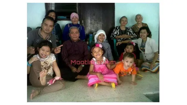 5 Potret Masa Kecil Tiara Anugrah, Pipi Tembemnya Bikin Gemas