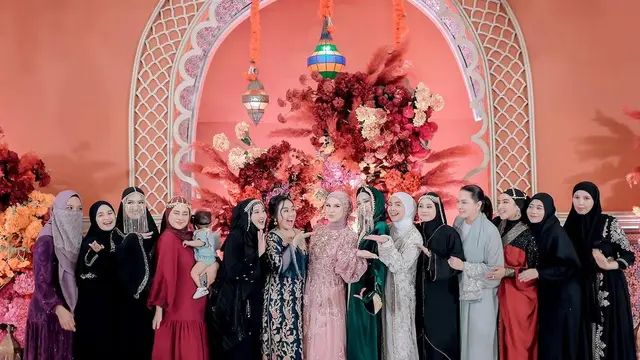 Irish Bella berulang tahun ke-28 (Instagram/_irishbella_)