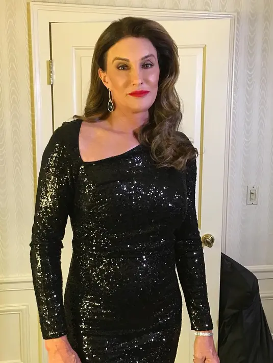 Caitlyn sendiri memang rencananya akan menghadiri pernikahan tersebut. Beberapa minggu sebelum hari H, ia sudah mengonfirmasinya. (instagram/caitlynjenner)