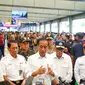 Presiden Joko Widodo meninjau secara langsung arus mudik Lebaran di Stasiun Pasar Senen, Jakarta, pada Senin, 8 April 2024. (dok: KAI)