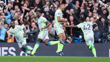Manchester City meraih kemenangan tiga gol tanpa balas atas Chelsea pada laga pekan ke-32 Premier League musim ini di Stamford Bridge, Minggu (12/04/2026) malam WIB. (AP Photo/Ian Walton)