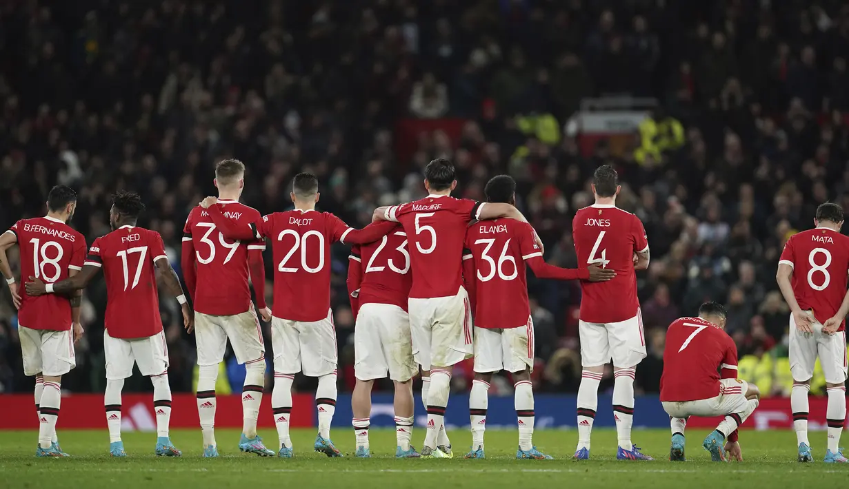 Hingga 30 menit babak extra time usai skor tetap bertahan 1-1 dan laga dilanjutkan menuju adu penalti. (AP/Jon Super)