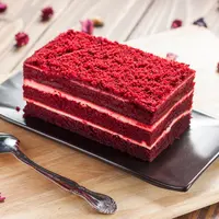ilustrasi bolu kukus red velvet/copyright by pickingpok (Shutterstock)