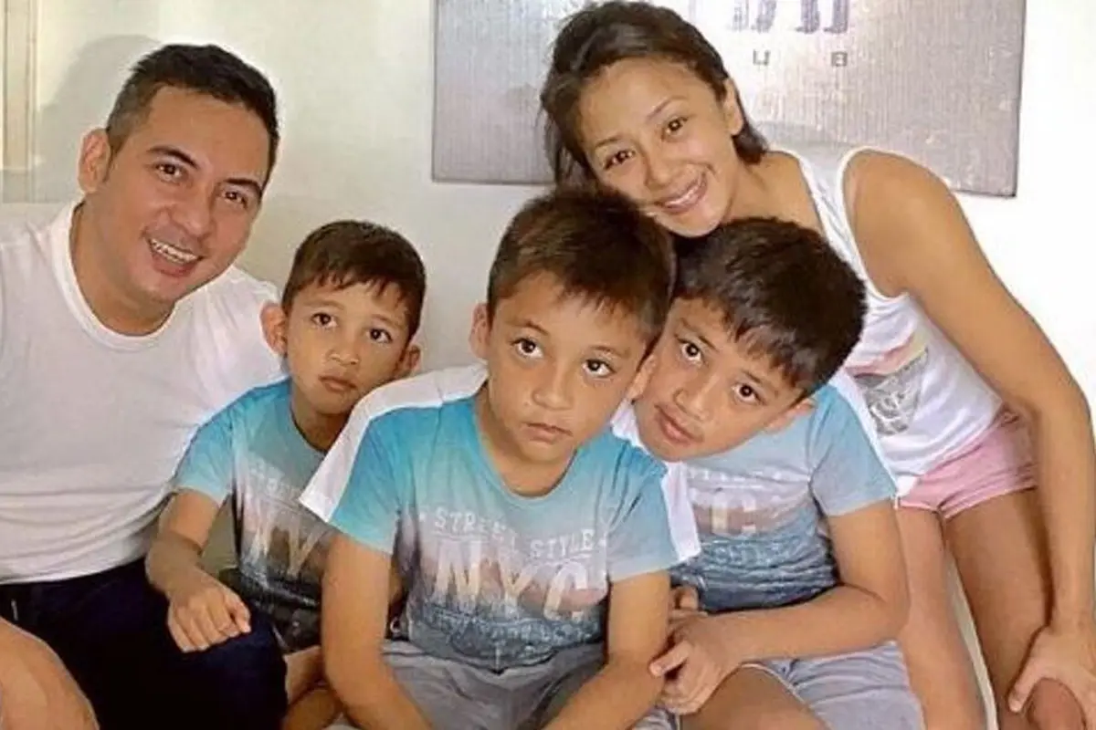 [Bintang] Frans Mohede dan Amara Lingua