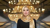 6 Inspirasi Baju Berwarna Hitam dan Gold untuk Muslim yang Elegan, Cocok untuk Acara Spesial