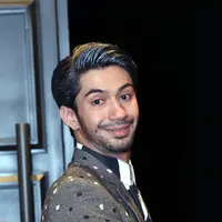 Reza Rahadian (Nurwahyunan/bintang.com)