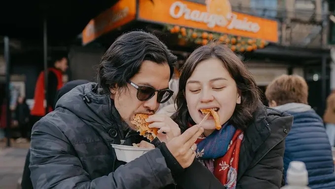 [Fimela] Kimberly Ryder dan Edward Akbar