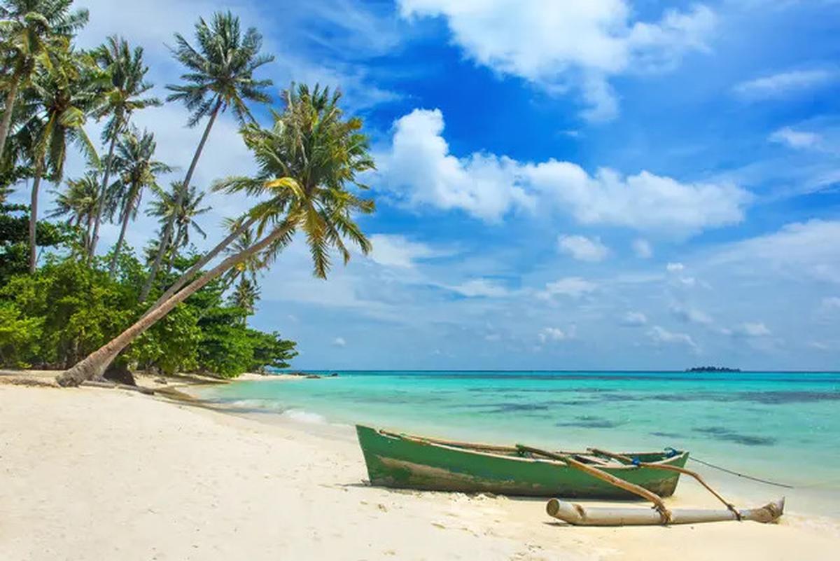Backpacker Pemula? Ini Destinasi di Pulau Jawa yang Harus Kamu Kunjungi