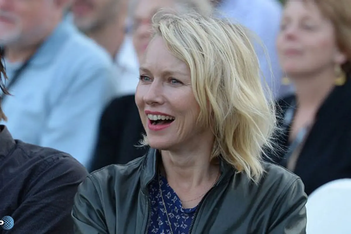 naomi-watts-130819c.jpg