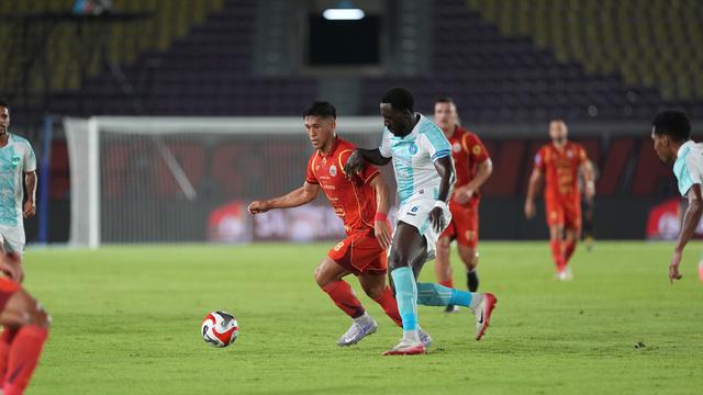 Eksel Runtukahi dan Sandro Embalo - Persija Jakarta Vs PSBS Biak di BRI Super League 2025/2026