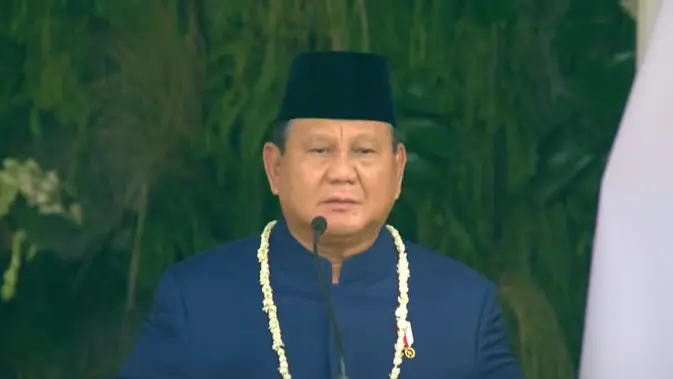 Pimpin Upacara HUT ke-81 RI, Prabowo Ajak Doakan Warga Terdampak Bencana