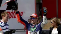 Jorge Lorenzo menyamai poin Valentino Rossi setelah memenangi MotoGP Brno, Republik Ceko.