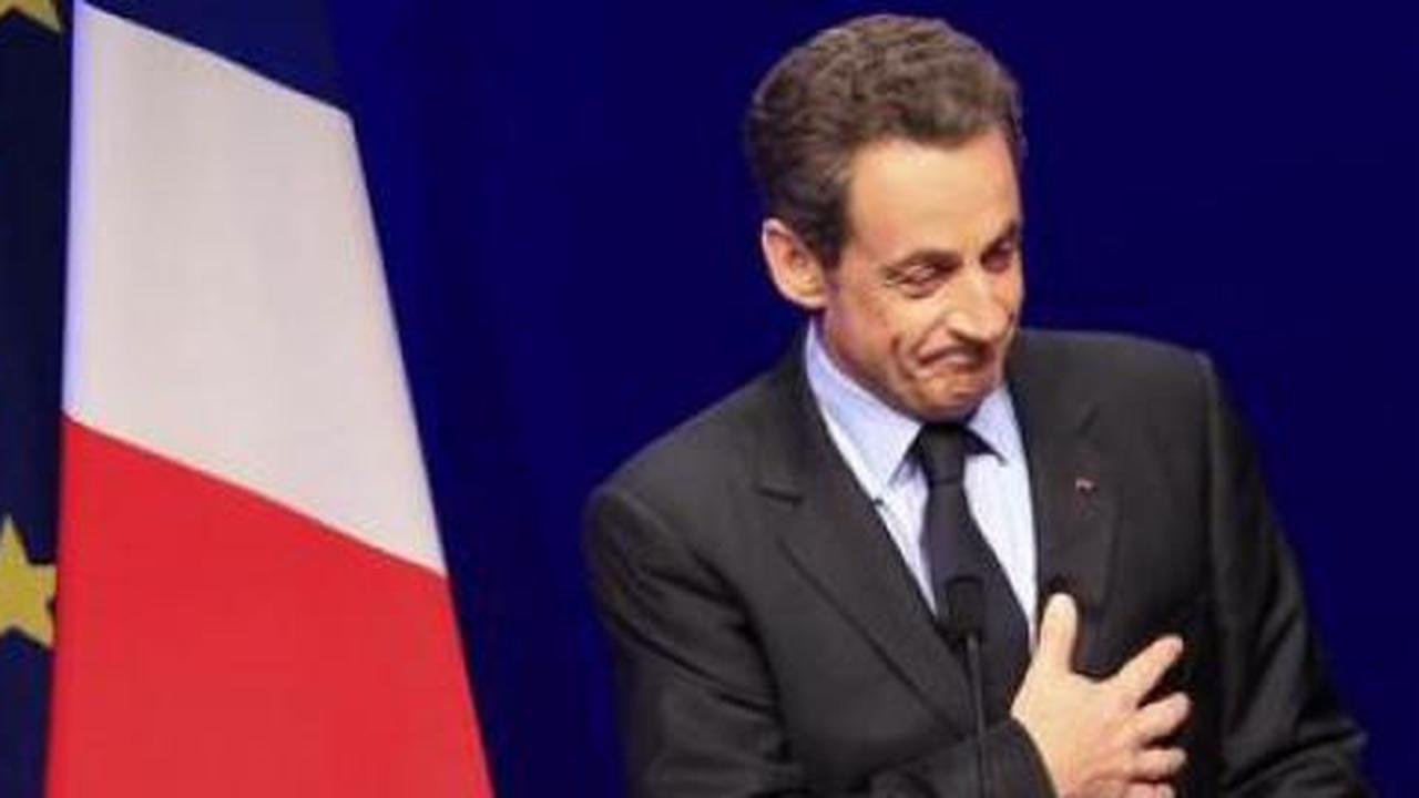 Sarkozy kalah karena makin dibenci rakyat