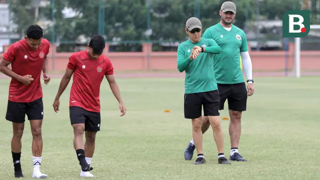 Shin Tae-yong saat Sesi Latihan Timnas Indonesia U-20