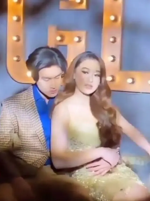 Dikabarkan Dekat, Ini 6 Gaya Pemotretan Amanda Caesa dan Anrez Adelio