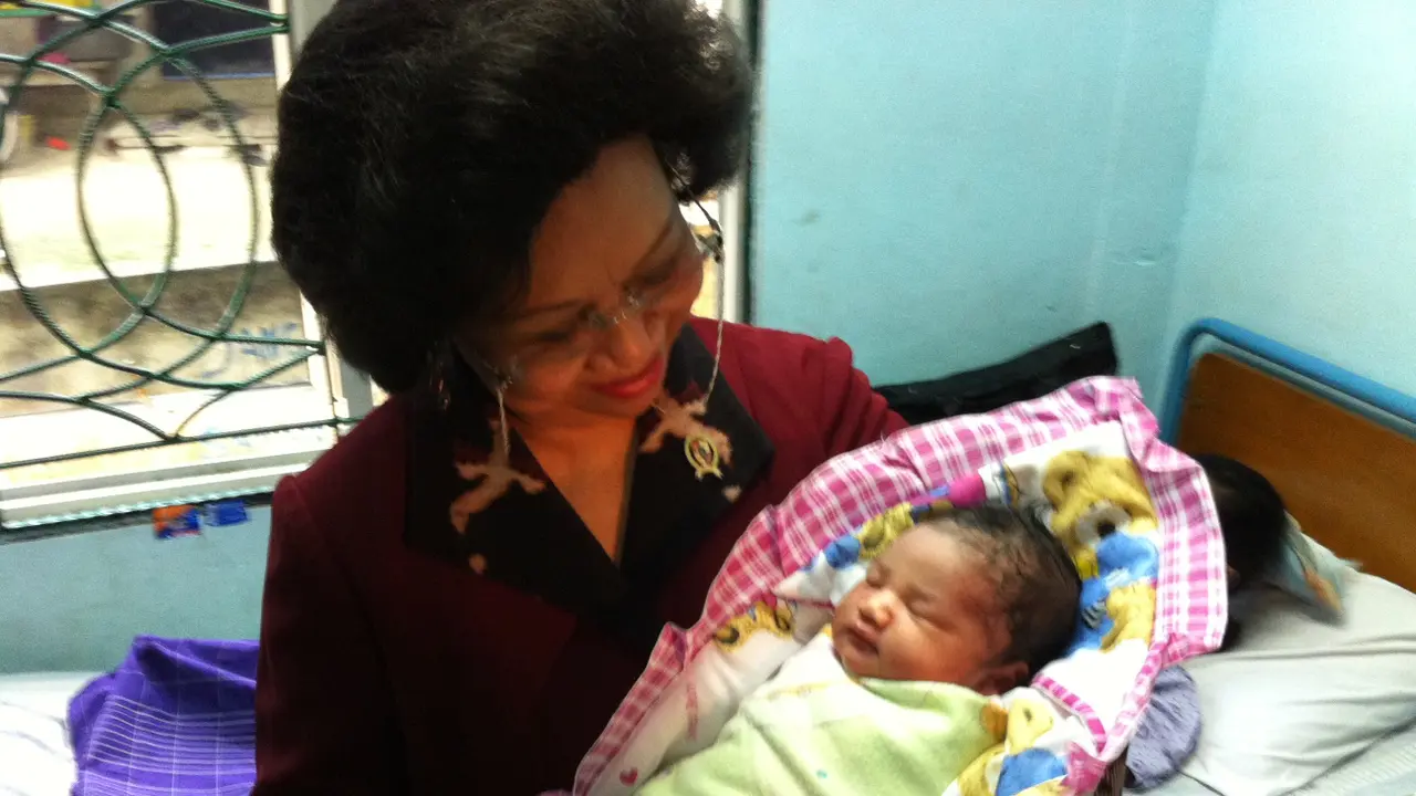 'Dhaniaty Agustina' Nama Bayi Dari Menkes