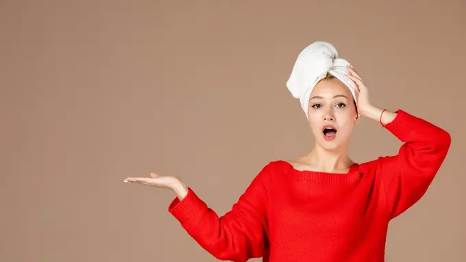 Alternatif yang bisa dilakukan untuk menjaga kebersihan dan kesehatan rambut tanpa sampo (Foto/Sumber: Freepik)
